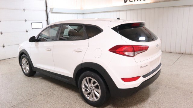 Used 2018 Hyundai Tucson SE AWD/4WD image 3