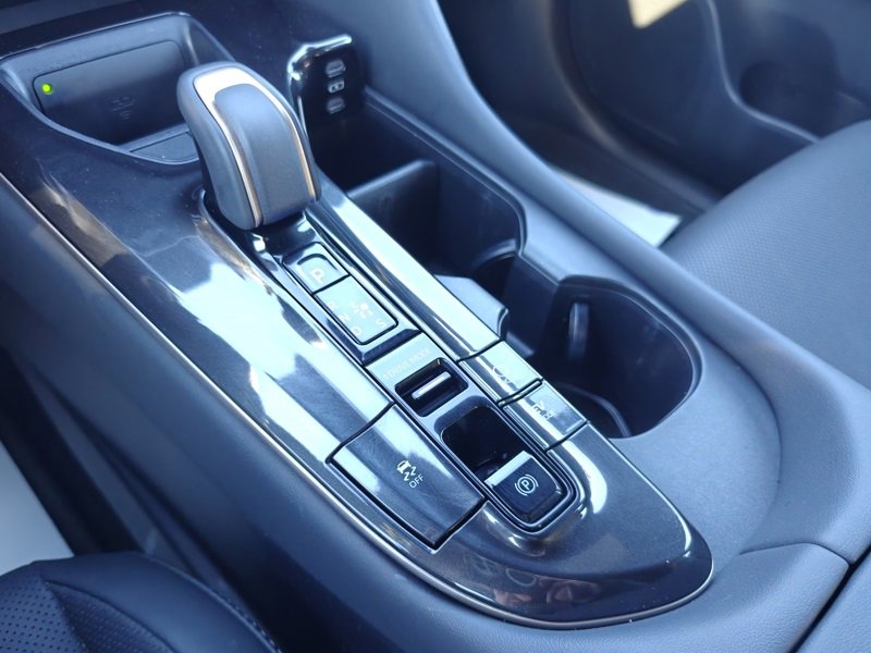 Used 2025 Toyota Crown Signia image 39