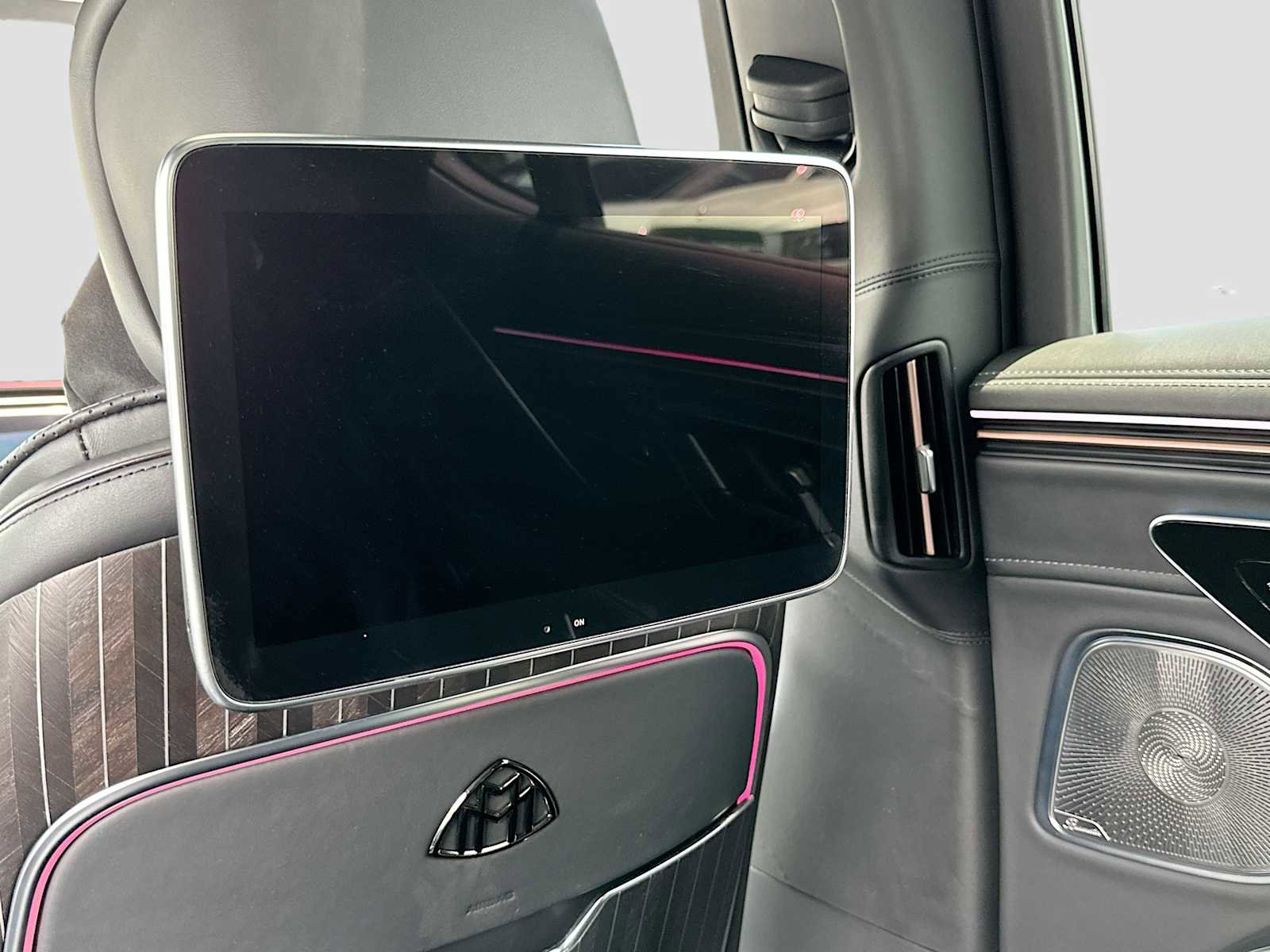 Certified 2024 Mercedes-Benz Maybach EQS 680 4MATIC image 27
