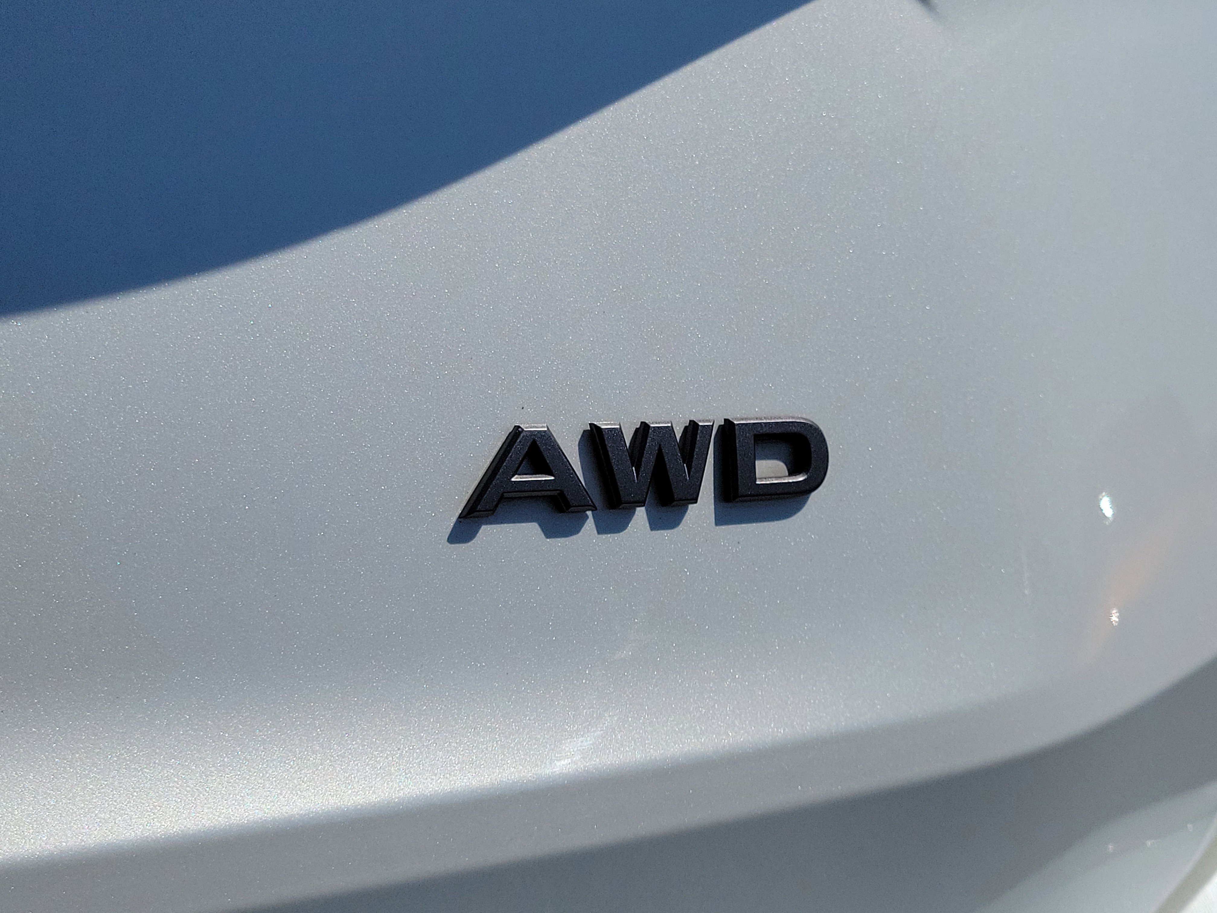 Used 2025 Nissan Rogue SV AWD/4WD image 7