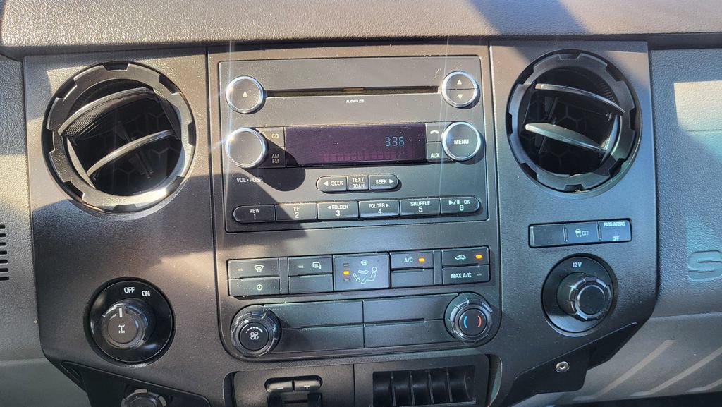 Used 2014 Ford F250 XL w/ Power Equipment Group RWD image 31