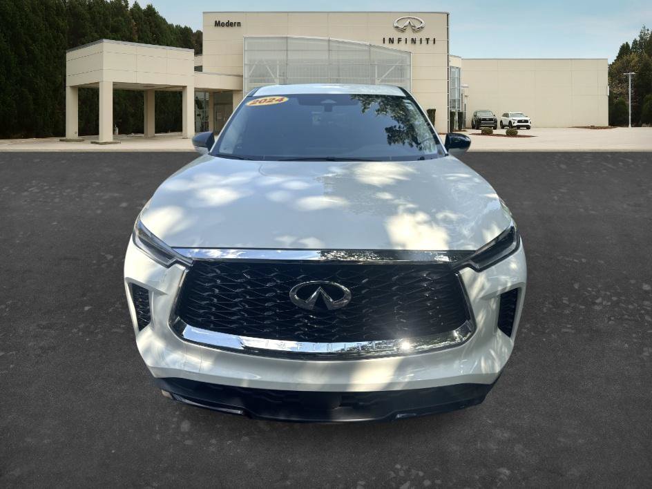 Certified 2024 INFINITI QX60 Pure FWD image 2