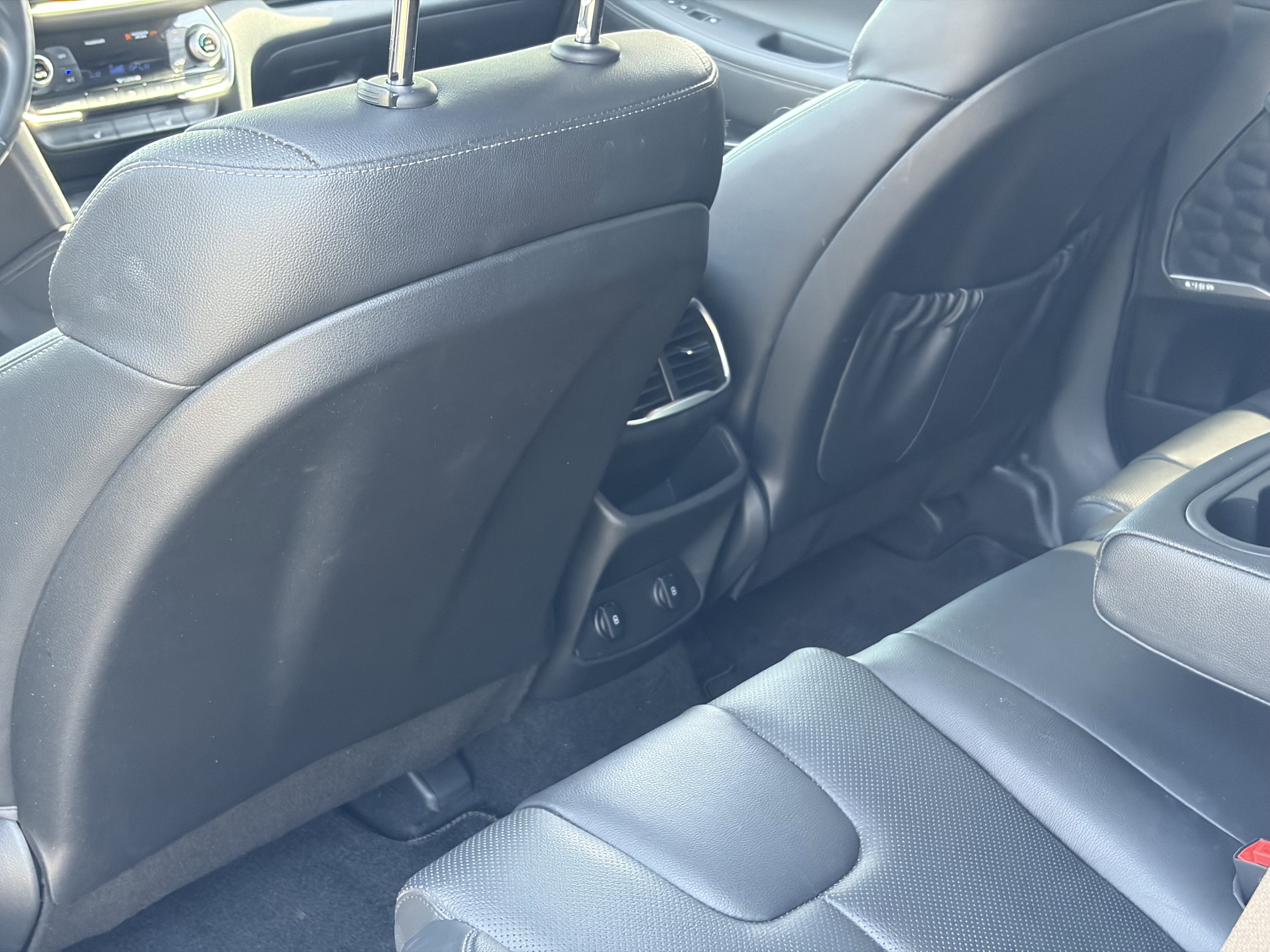 Used 2019 Hyundai Santa Fe Limited FWD image 26