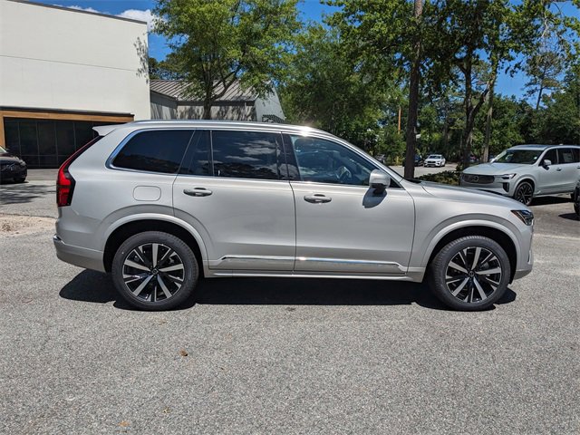 New 2025 Volvo XC90 B6 Core w/ Climate Package image 3