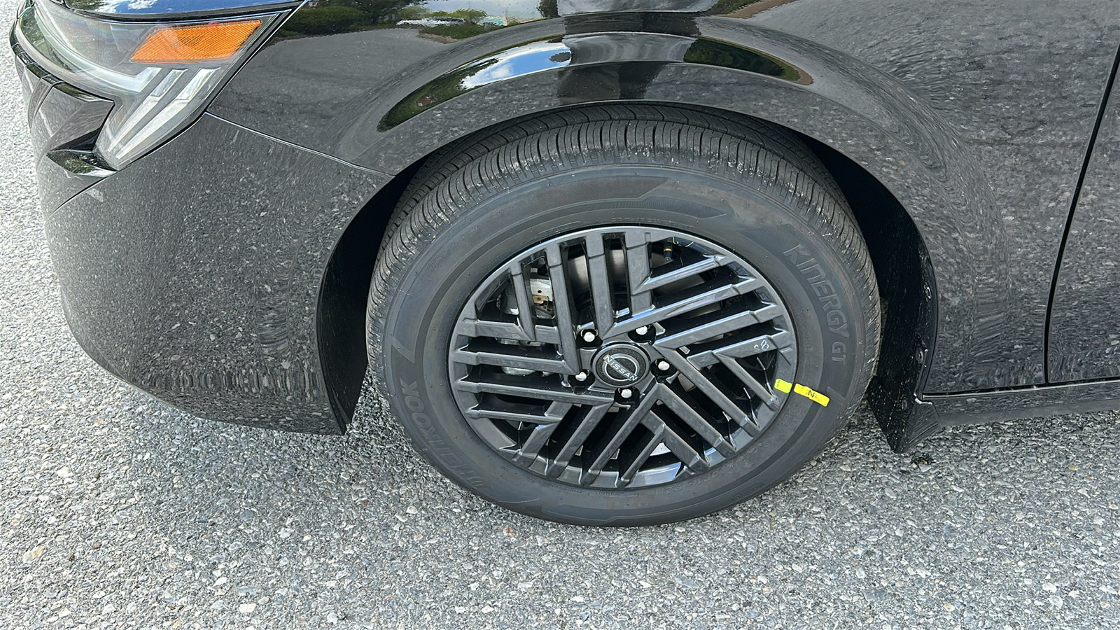 New 2026 Nissan Sentra SV w/ Floor Mat Package FWD image 7