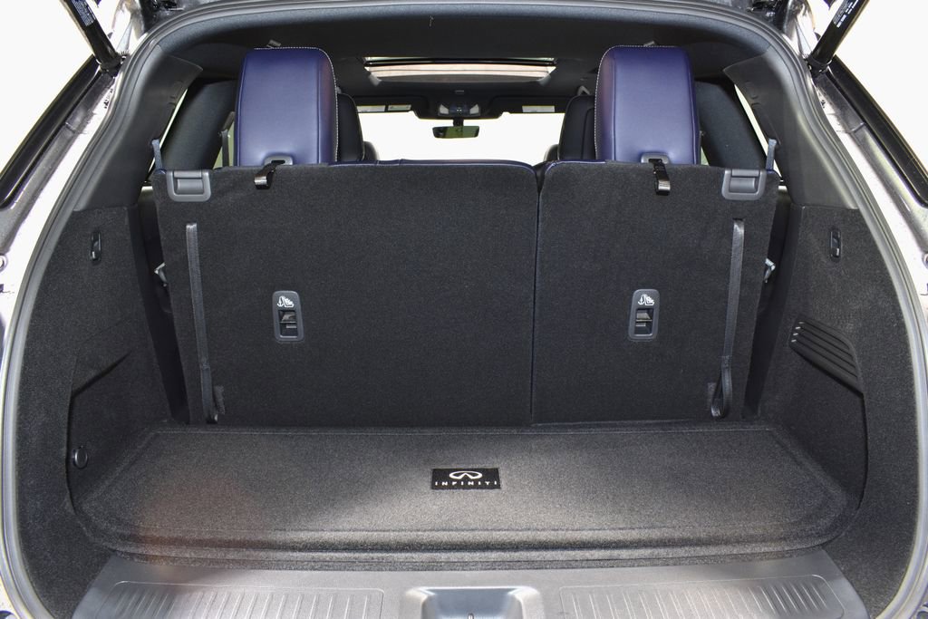 New 2026 INFINITI QX60 Sport w/ Dark Cargo Package image 32