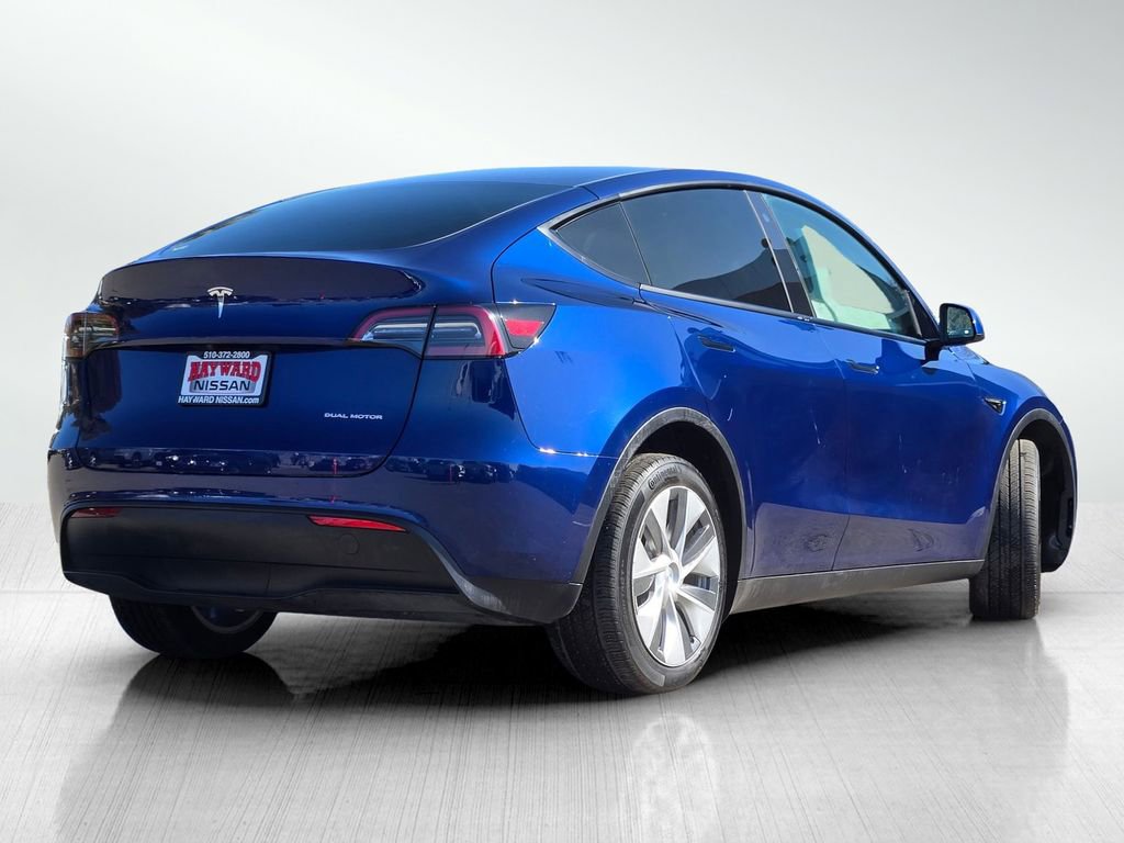 Used 2023 Tesla Model Y Long Range image 4