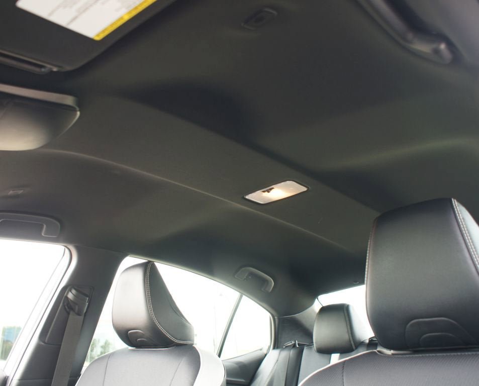 Used 2025 Toyota Camry SE FWD image 6