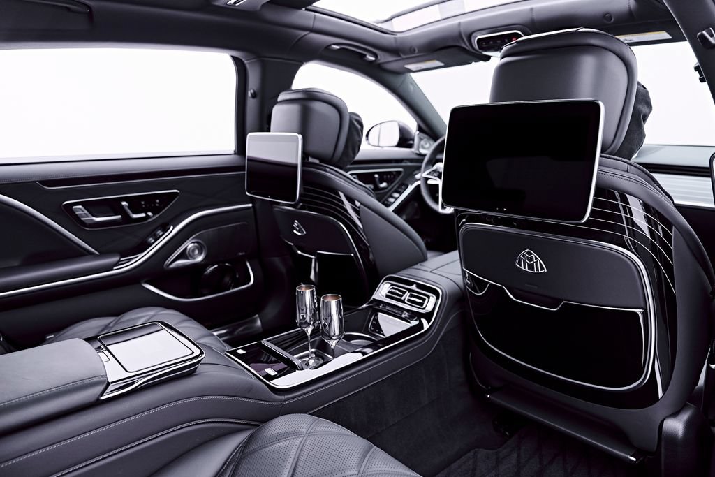 Used 2023 Mercedes-Benz Maybach S 580 4MATIC image 47