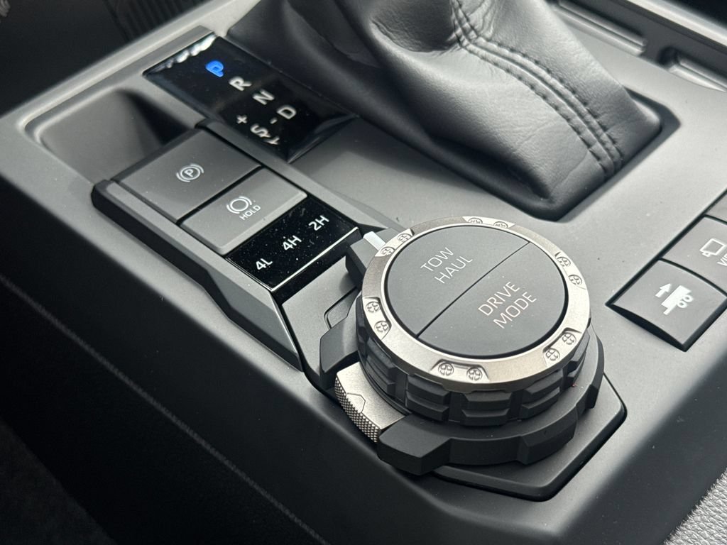 New 2026 Toyota Tacoma Limited AWD/4WD image 27