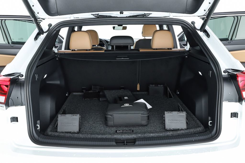 New 2026 Volkswagen Atlas Cross Sport SEL image 29