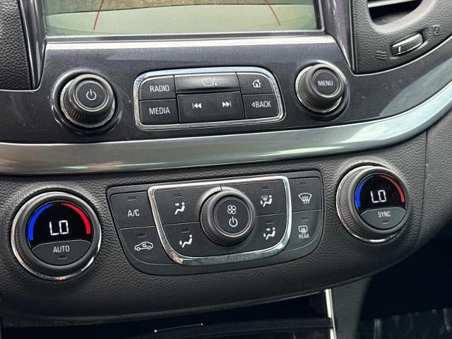 Used 2019 Chevrolet Impala LT FWD image 19