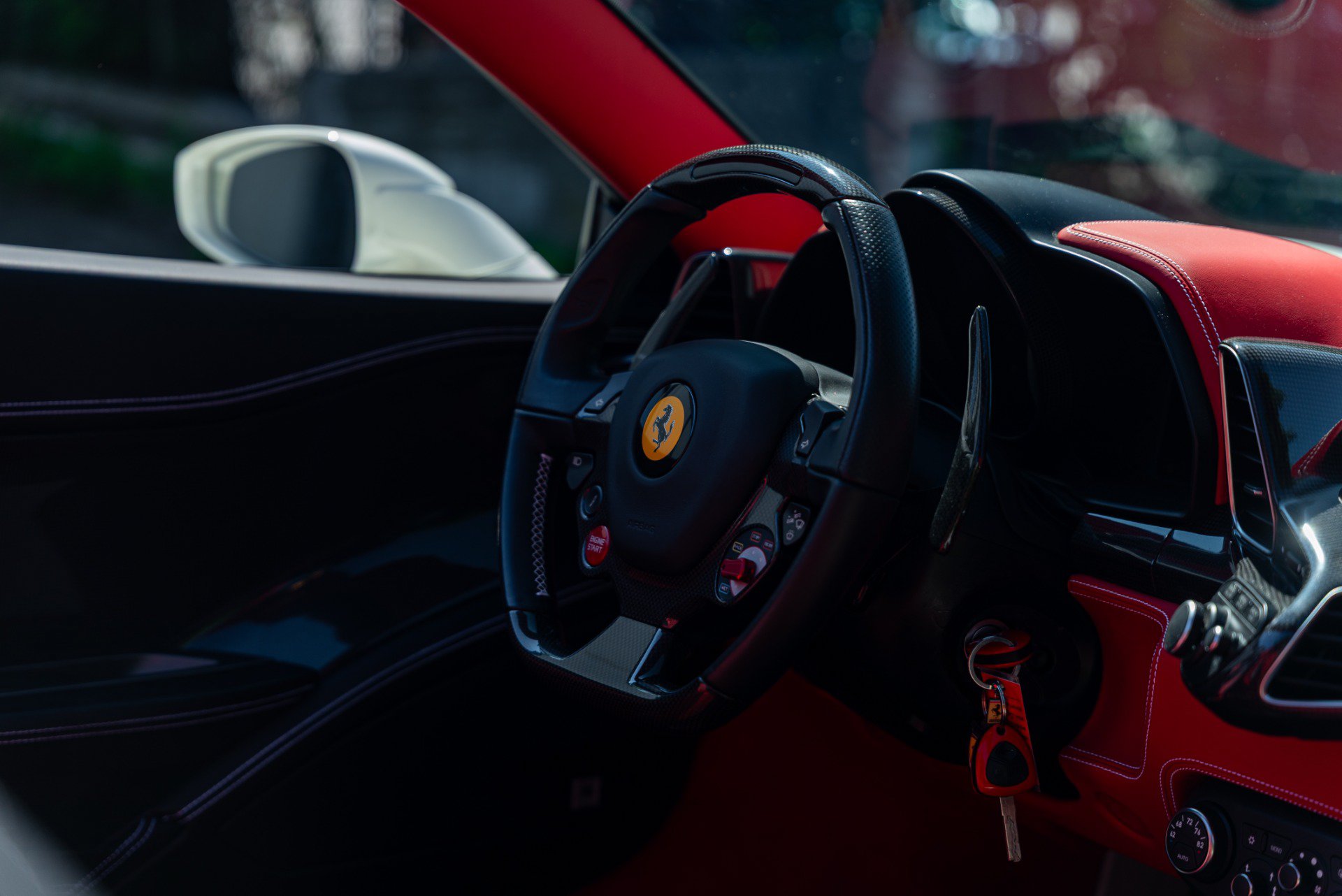 Used 2014 Ferrari 458 Spider RWD image 29