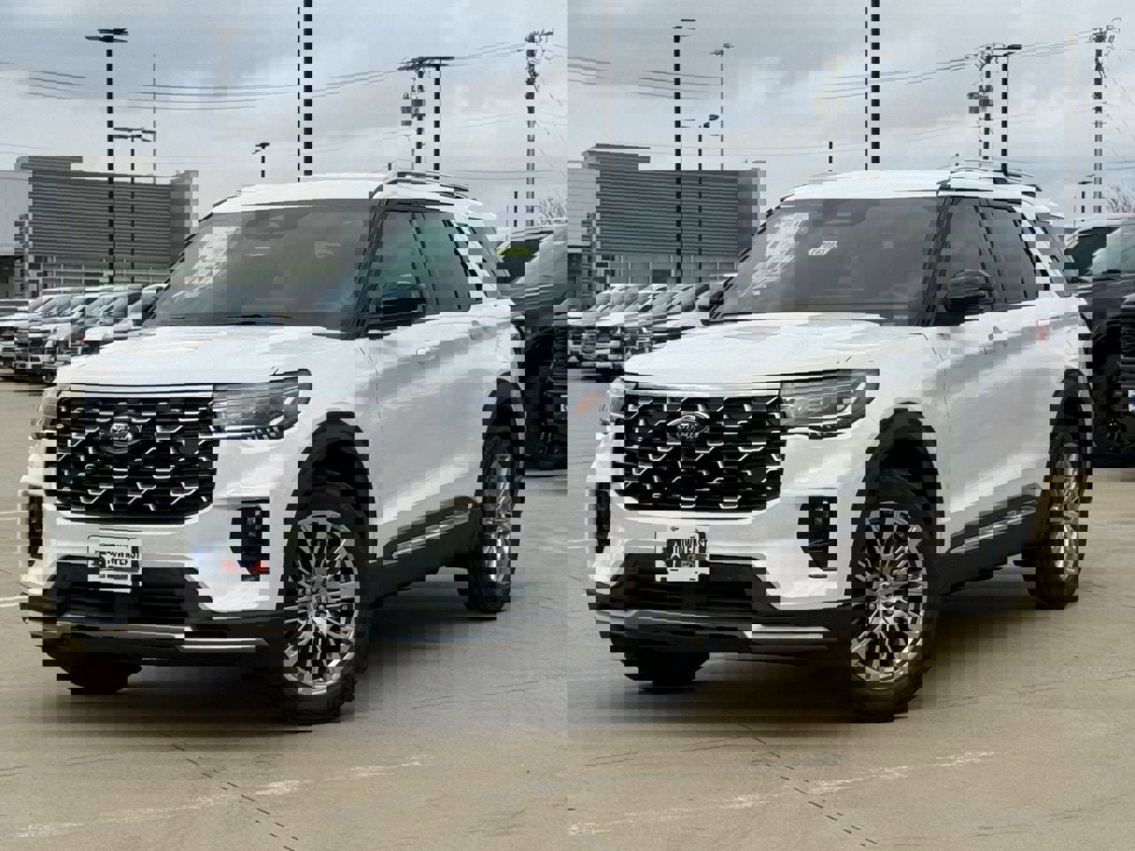 New 2026 Ford Explorer Platinum image 31