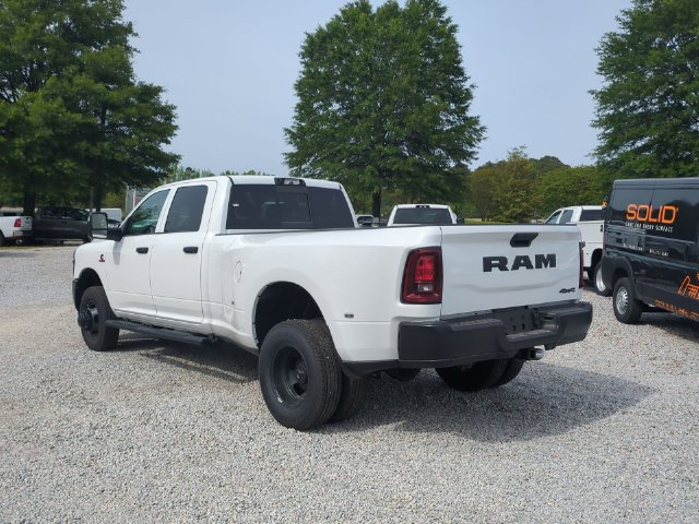 New 2026 RAM 3500 Tradesman AWD/4WD image 3