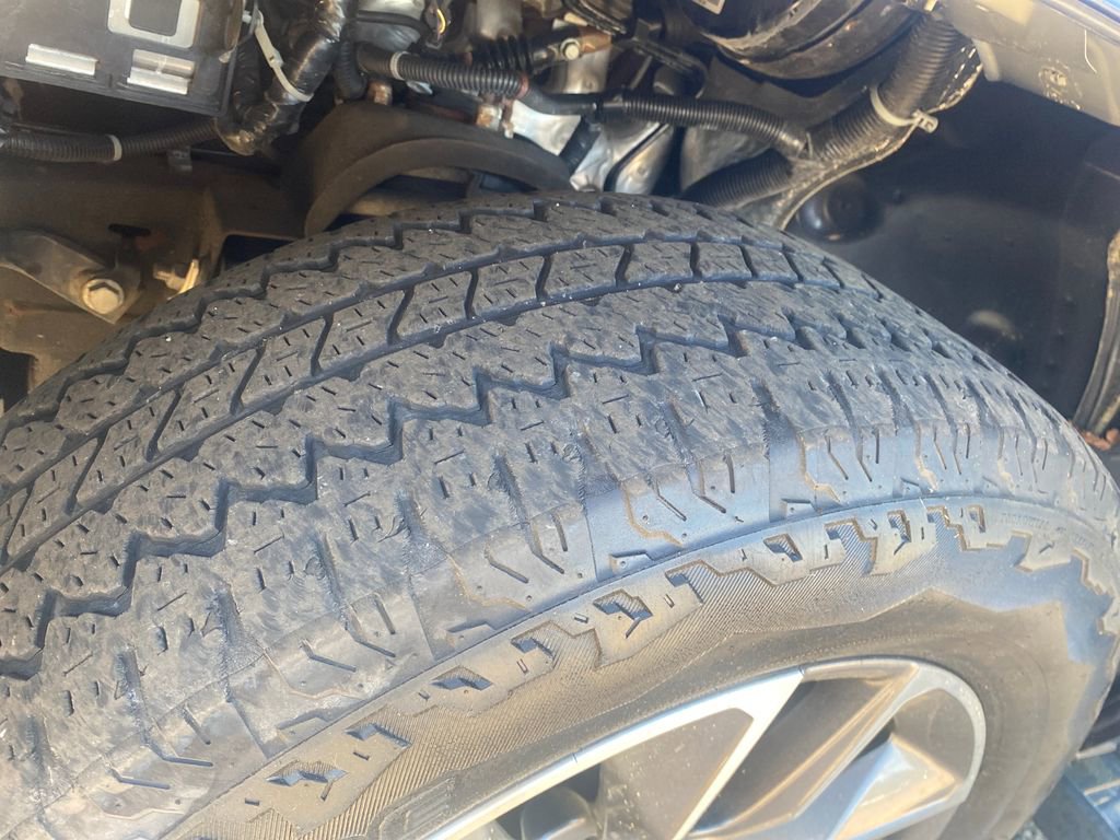 Used 2018 Chevrolet Silverado 1500 LTZ Z71 w/ Centennial Edition image 28