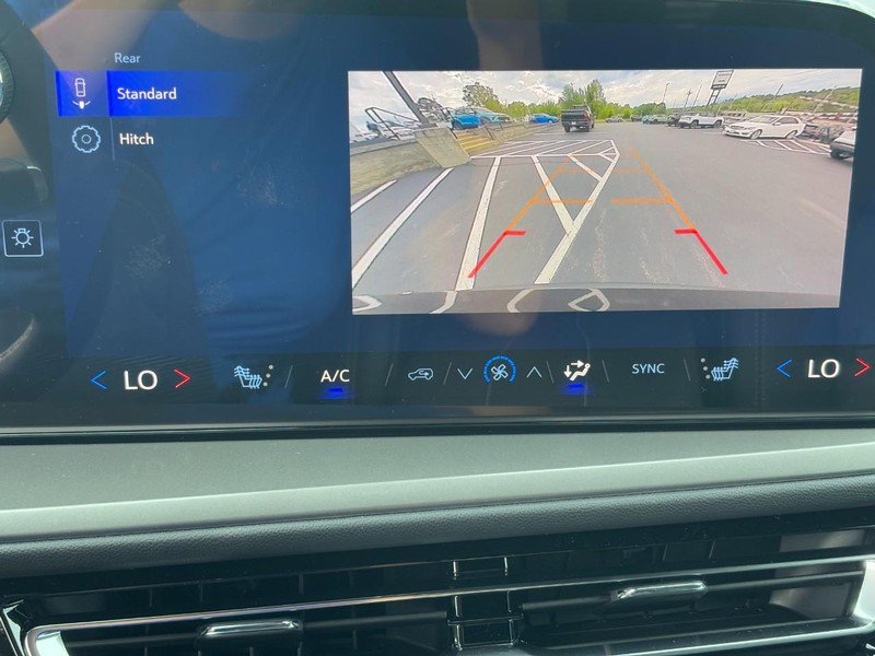 New 2026 Chevrolet Traverse LT image 19