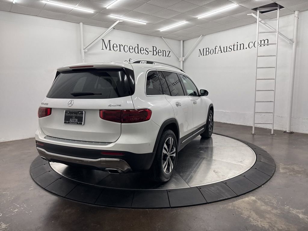 Used 2026 Mercedes-Benz GLB 250 GLB 250 image 7
