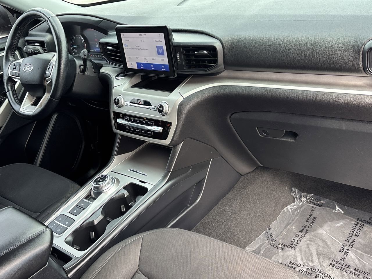 Used 2021 Ford Explorer XLT image 12