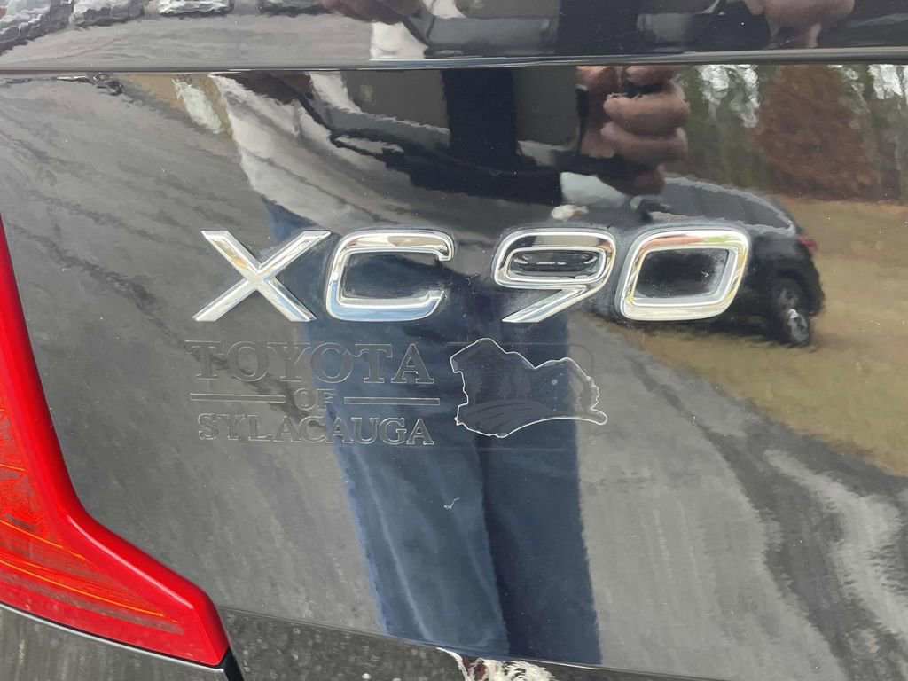 Used 2023 Volvo XC90 T8 Plus image 9
