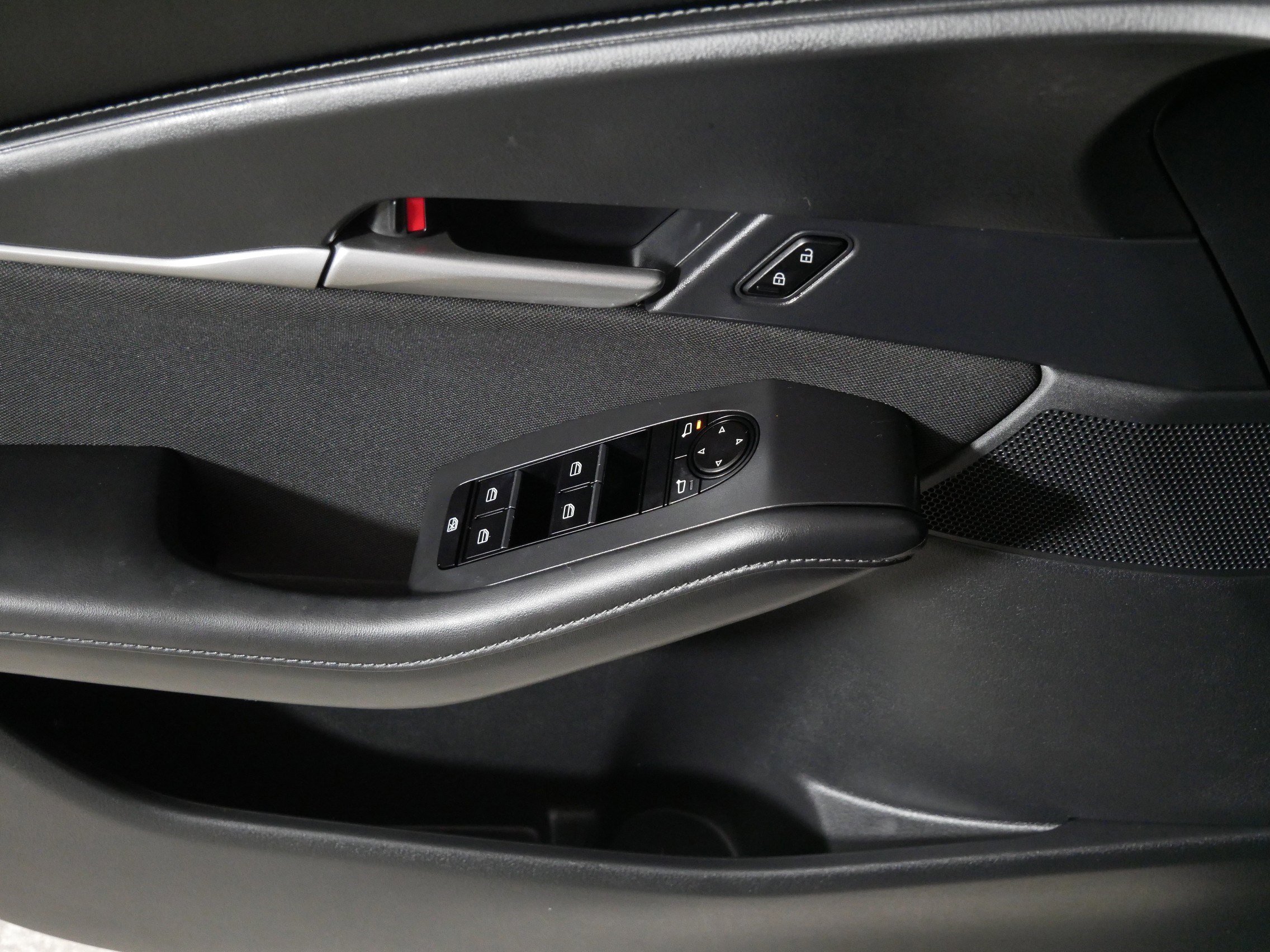 Used 2023 MAZDA CX-30 AWD 2.5 S image 19