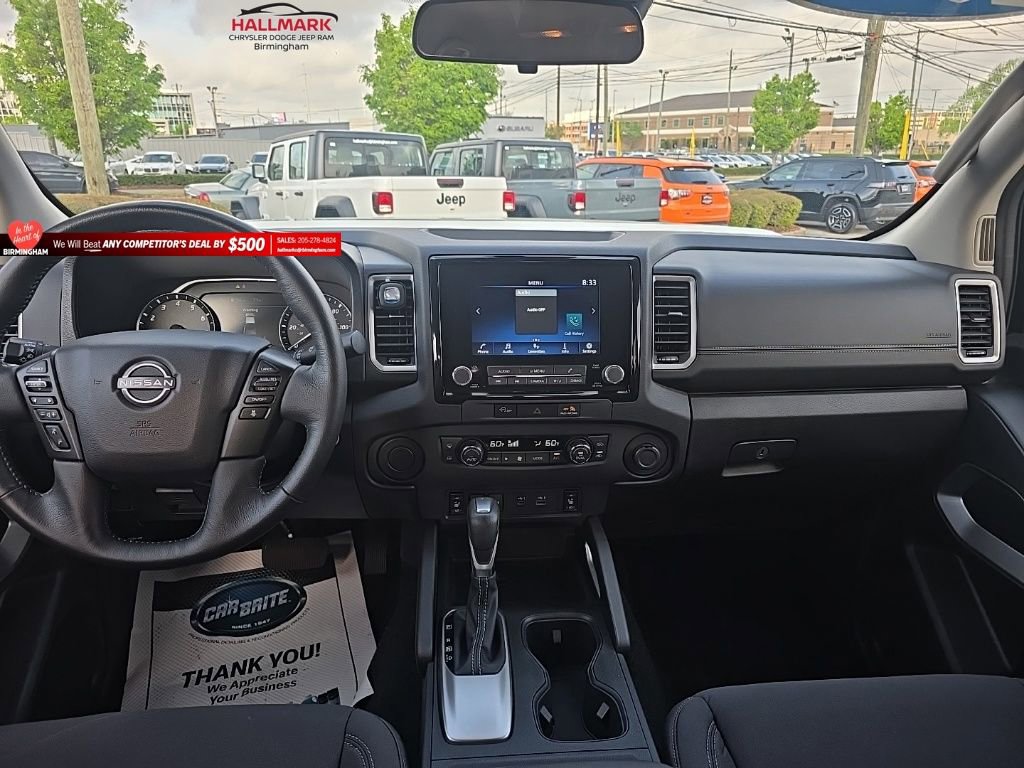 Used 2024 Nissan Frontier SV w/ SV Convenience Package image 23