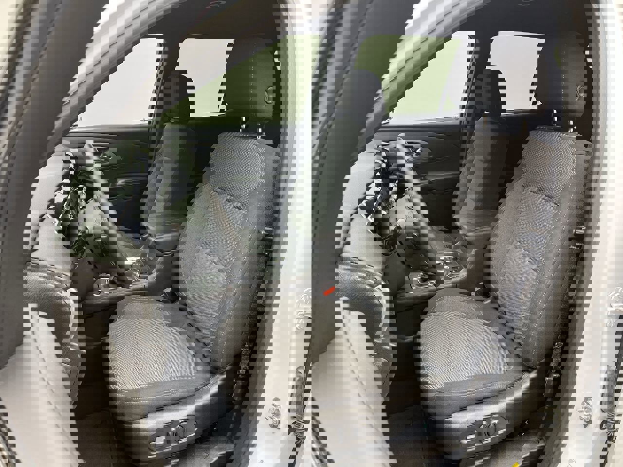 Certified 2023 Chevrolet Traverse LT w/ Midnight/Sport Edition image 9