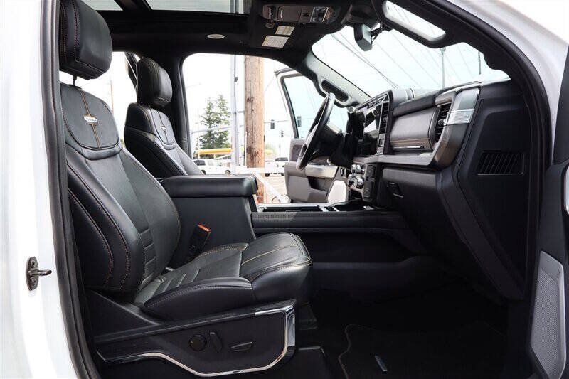 Used 2023 Ford F350 Platinum AWD/4WD image 33