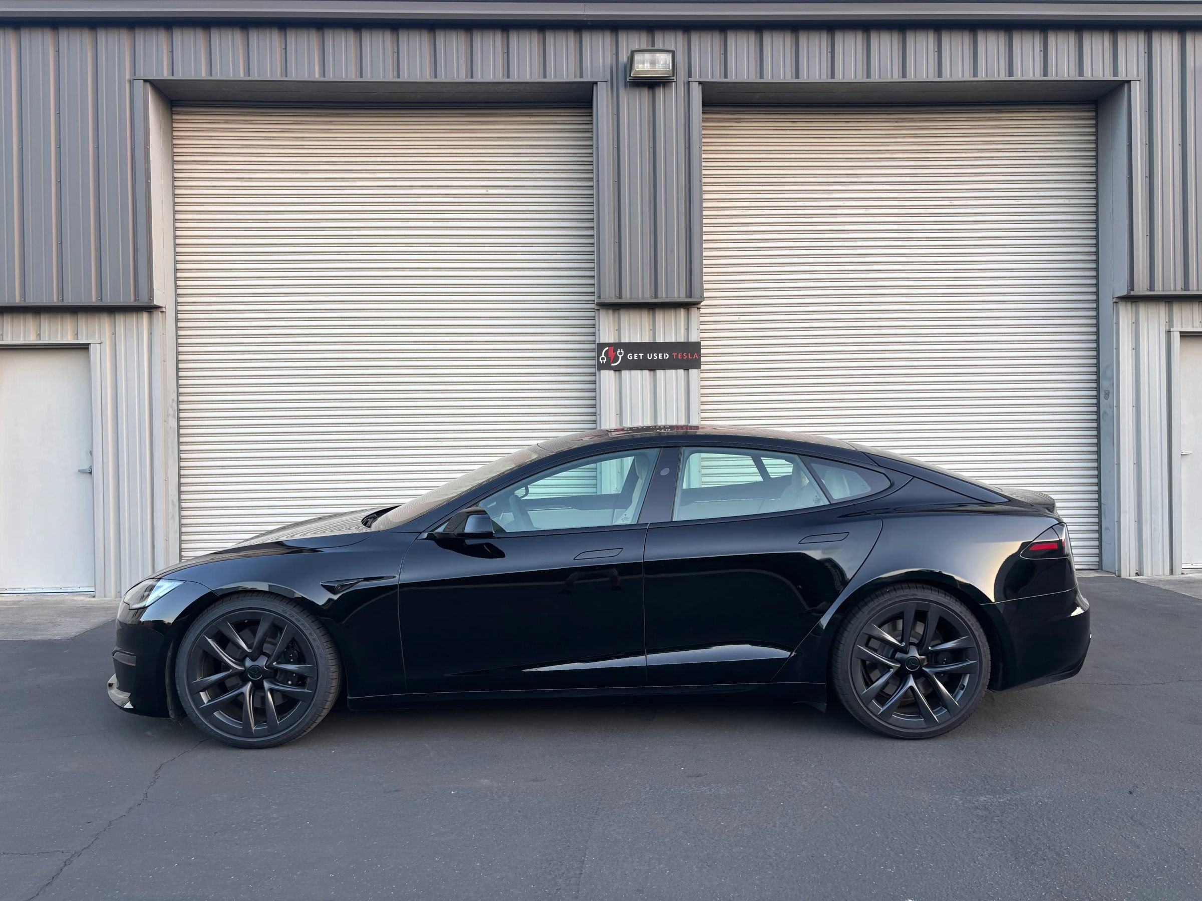 Used 2023 Tesla Model S AWD/4WD image 3
