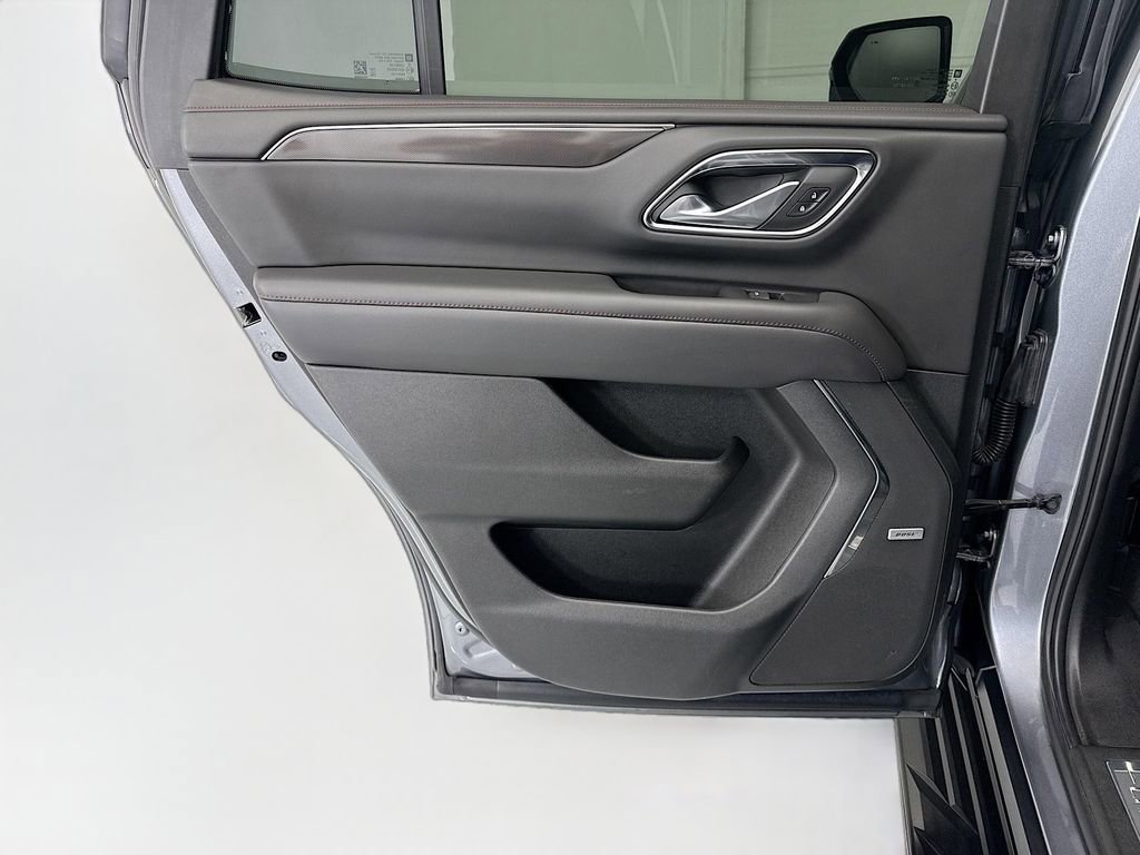 Used 2022 Chevrolet Tahoe RST w/ Luxury Package image 25