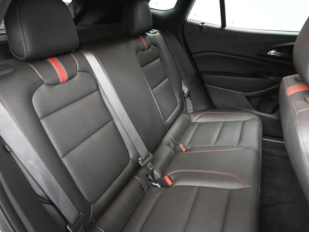 Used 2024 Chevrolet Trax RS w/ Sunroof Package image 13