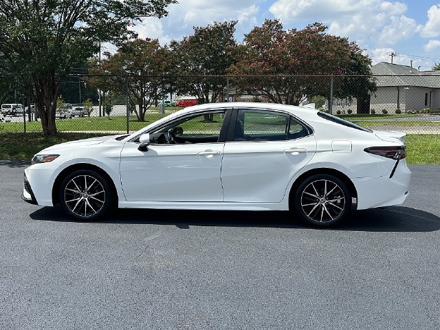Certified 2024 Toyota Camry SE FWD image 5