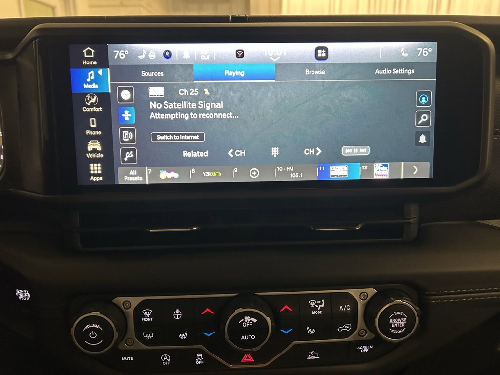 New 2025 Jeep Gladiator Rubicon w/ Convenience Group image 13