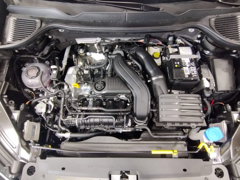 New 2026 Volkswagen Taos SE AWD/4WD image 7