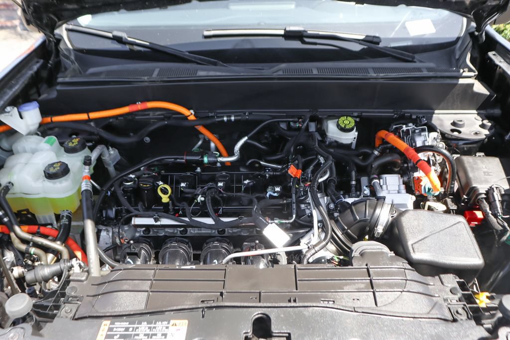 Used 2023 Ford Maverick XLT FWD image 13