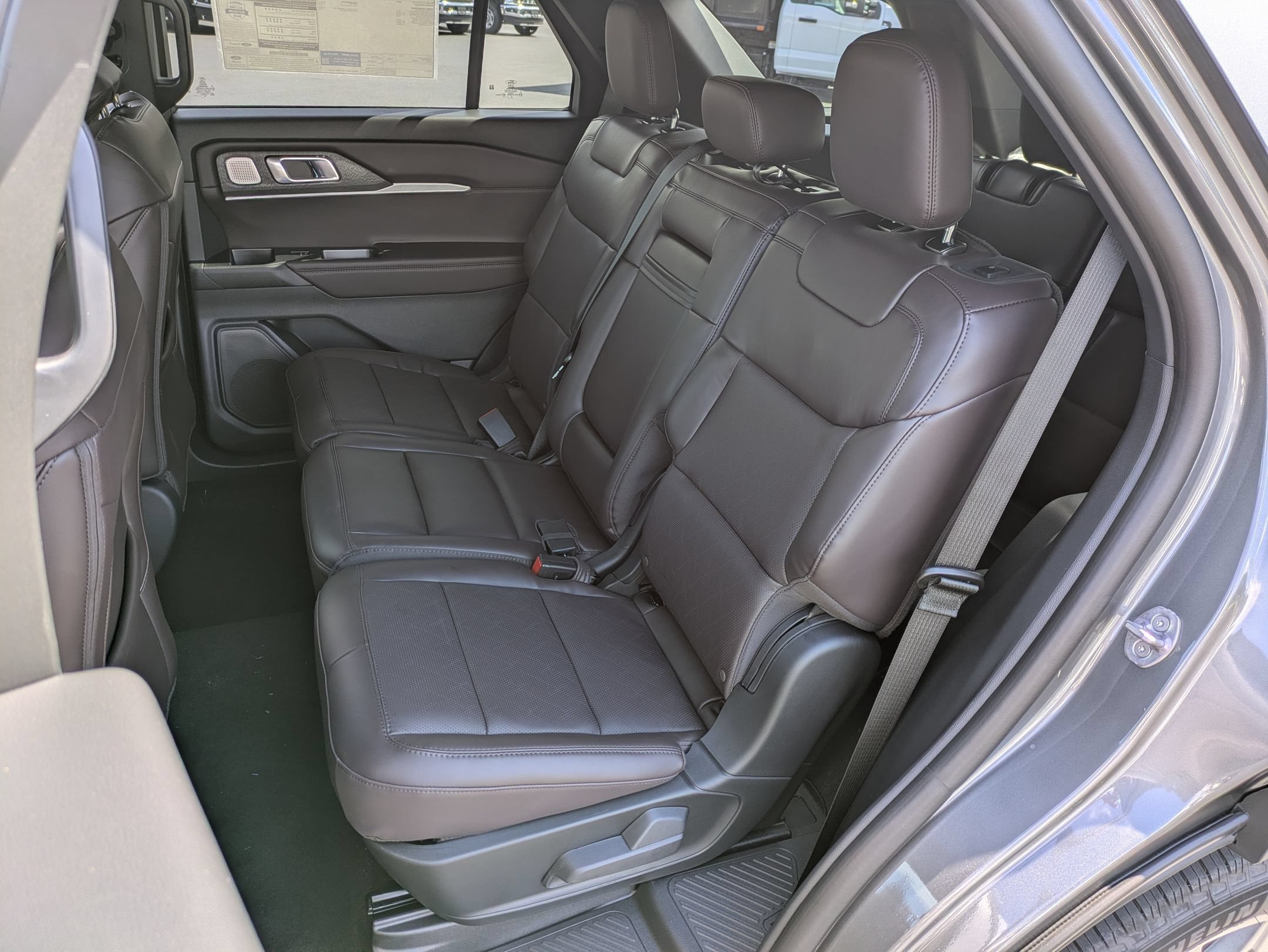 New 2026 Ford Explorer Platinum AWD/4WD image 8