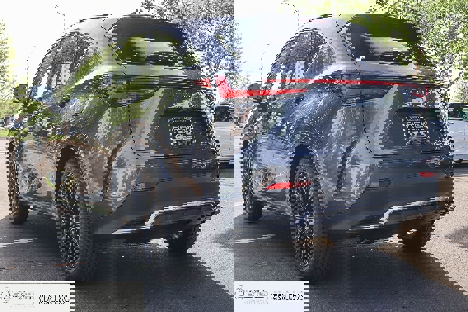 New 2026 Lexus NX 450h+ F Sport image 4