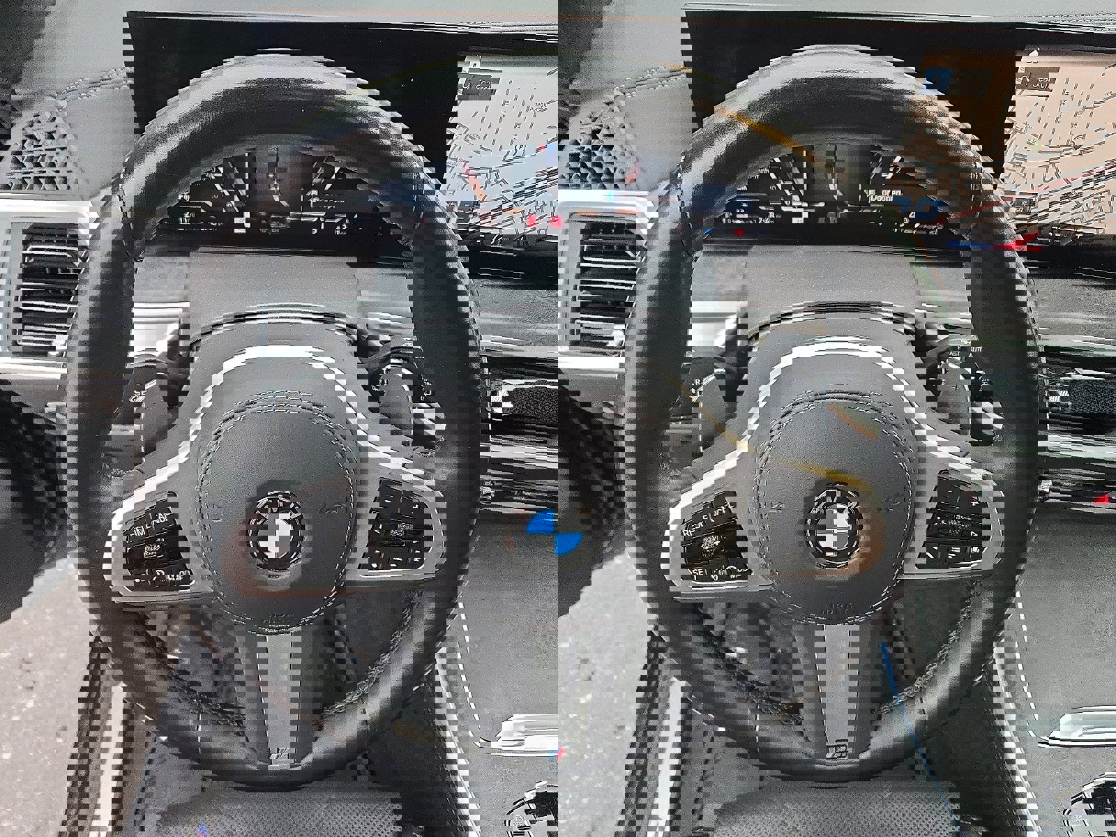 Certified 2023 BMW X7 xDrive40i w/ Executive Package image 21