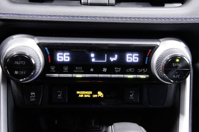 Used 2022 Toyota RAV4 SE w/ Convenience Package image 29