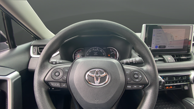 Used 2023 Toyota RAV4 XLE AWD/4WD image 15