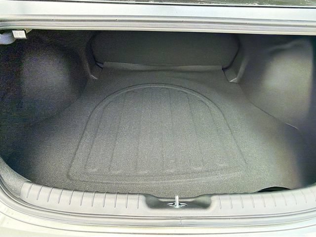 New 2026 Hyundai Elantra SE FWD image 25