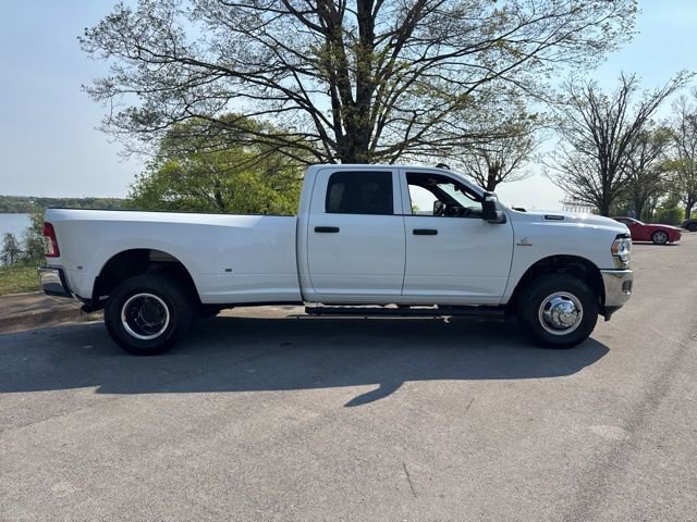 Used 2024 RAM 3500 Tradesman w/ Chrome Appearance Group image 8