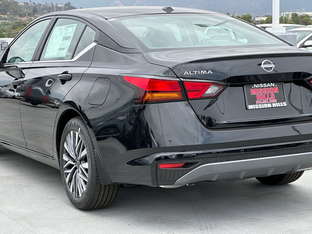 New 2026 Nissan Altima 2.5 SV w/ SV Special Edition Package FWD image 5