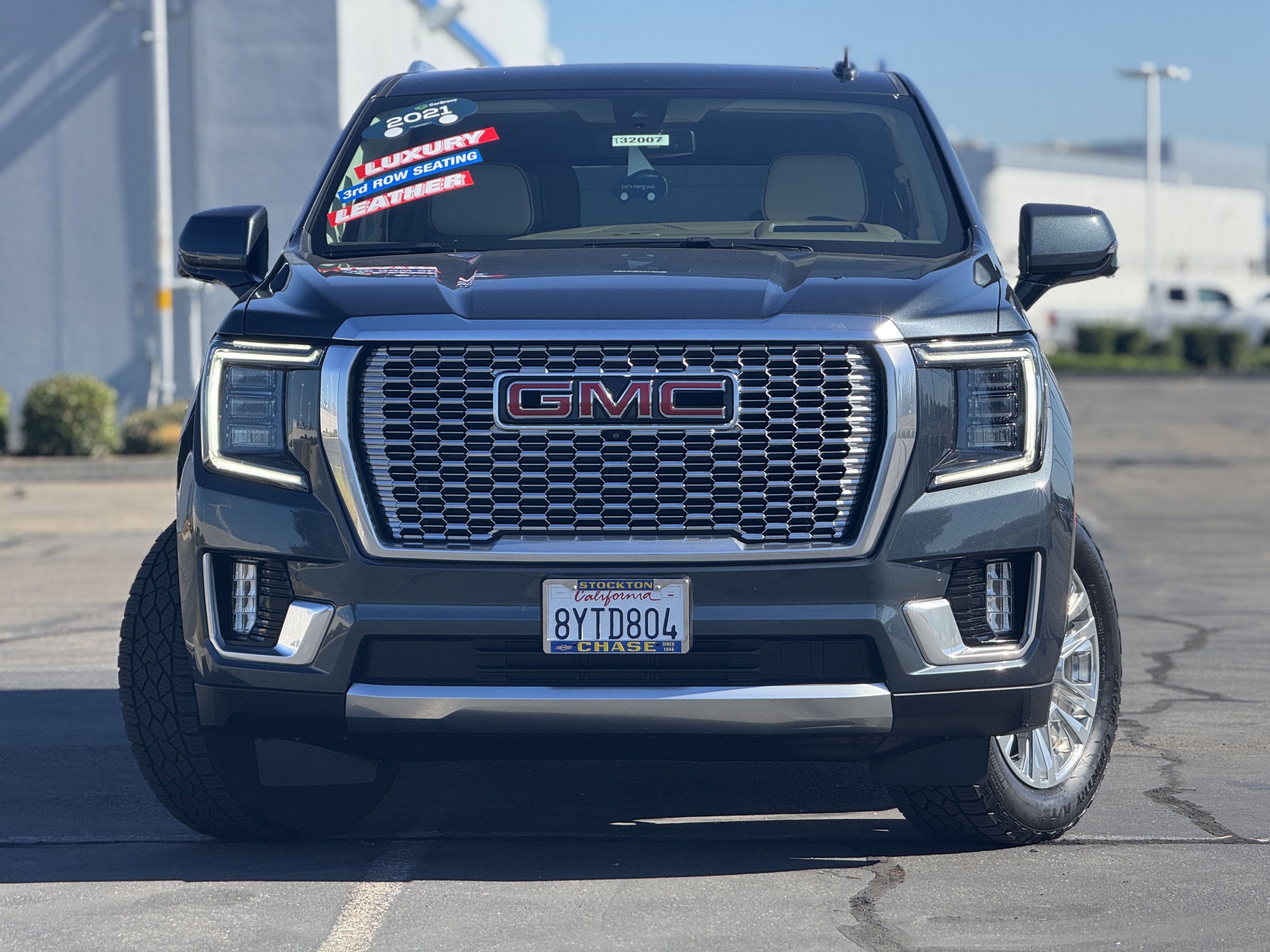 Certified 2021 GMC Yukon Denali image 2