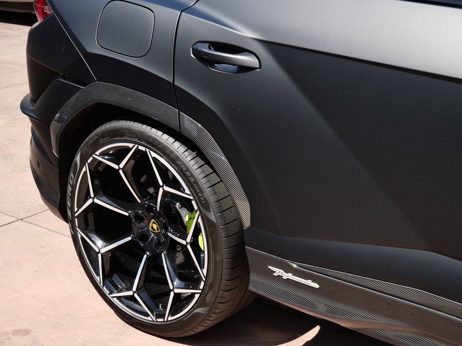 Used 2024 Lamborghini Urus Performante image 12