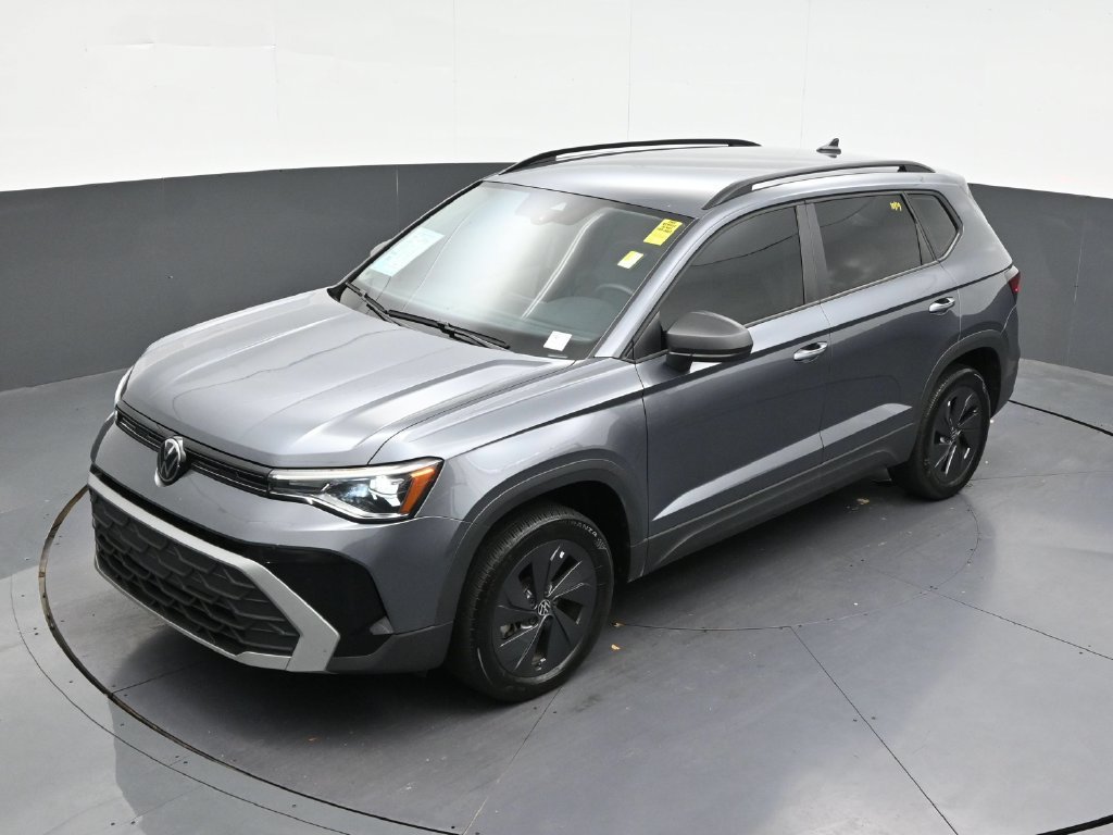 Used 2025 Volkswagen Taos S FWD image 15
