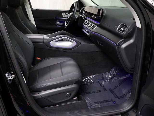 Certified 2026 Mercedes-Benz GLS 450 4MATIC image 38
