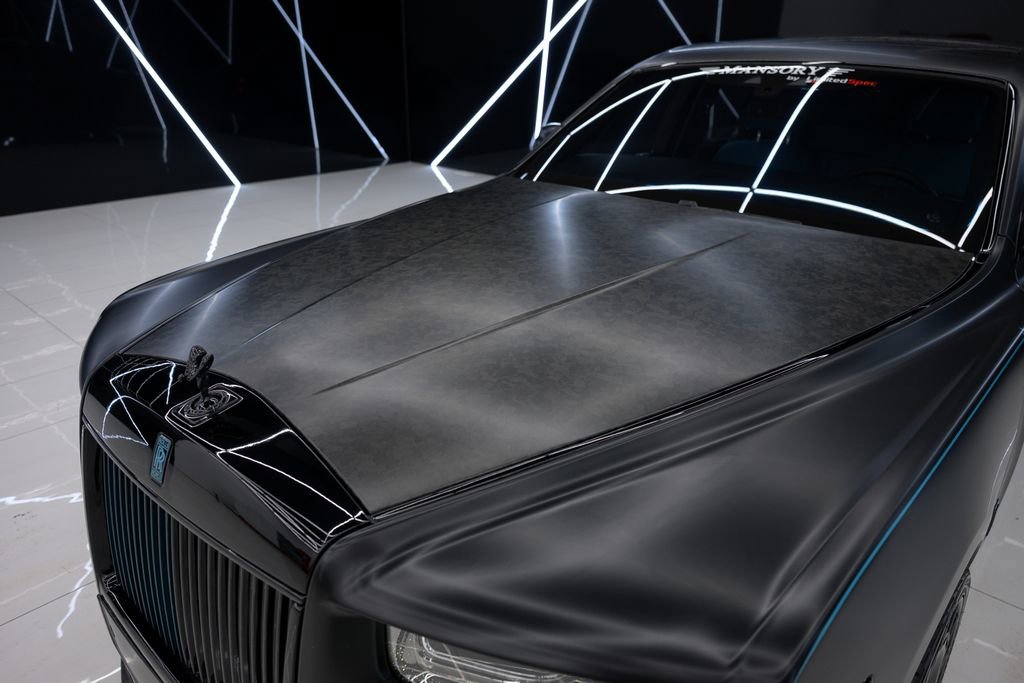 Used 2023 Rolls-Royce Phantom Sedan image 25