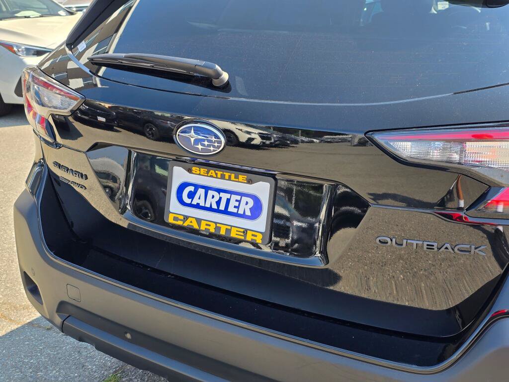 Certified 2025 Subaru Outback Onyx Edition AWD/4WD image 16