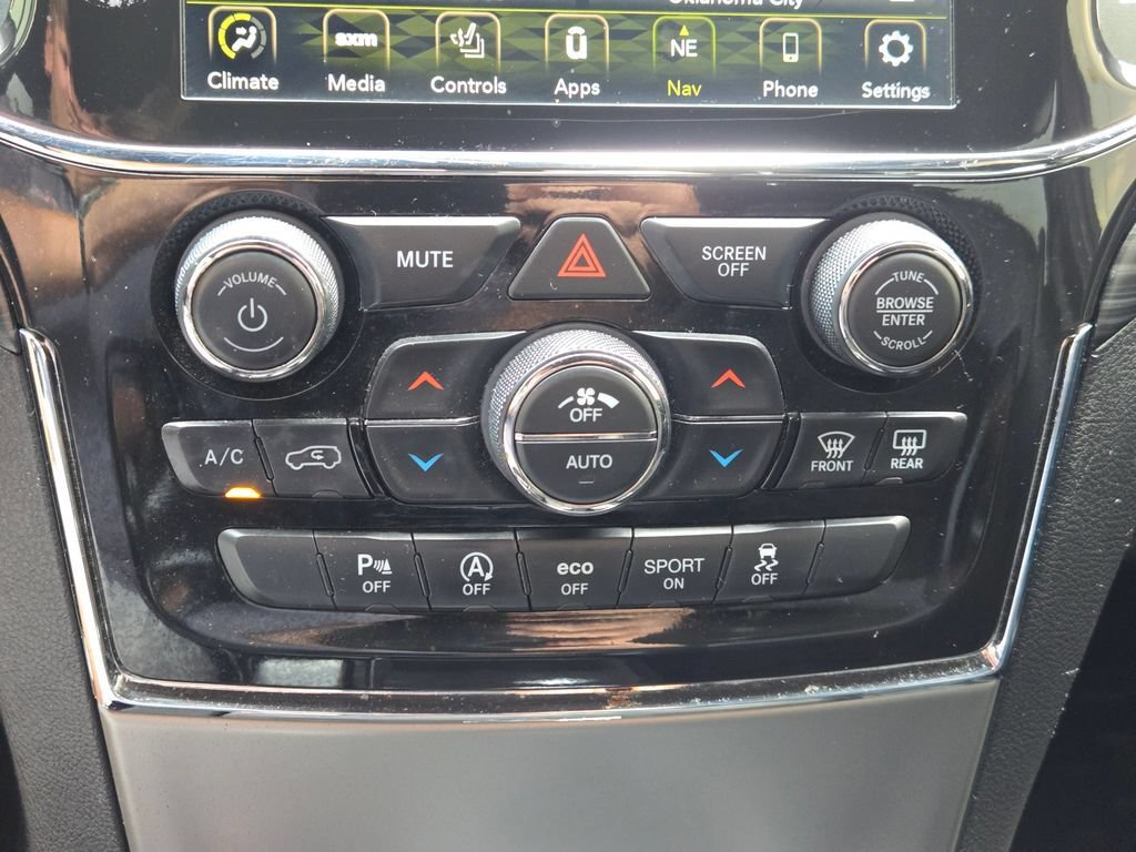 Used 2021 Jeep Grand Cherokee Laredo X RWD image 19